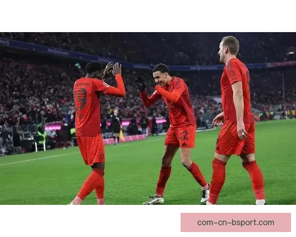 莱比锡续租西蒙斯引发关注 球迷期待新赛季表现再攀高峰