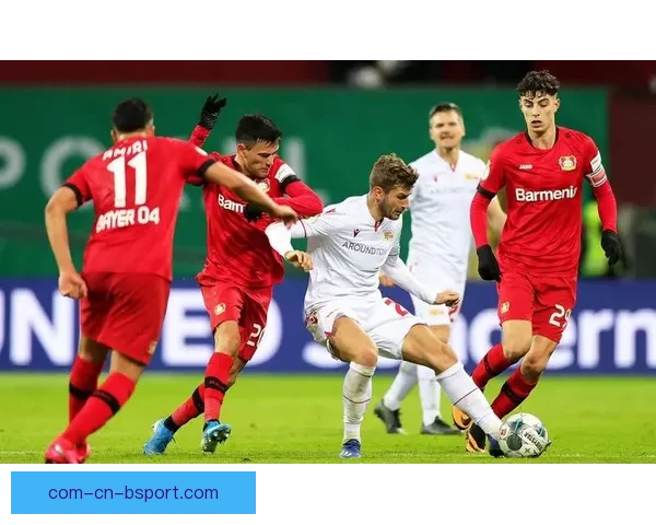 路易斯·迪亚斯欧冠对阵勒沃库森上演帽子戏法助利物浦大胜